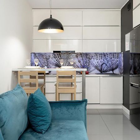 Apartment Rakowska Warsaw Wlochy By Noclegi Renters Buitenkant foto